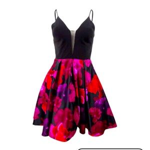 Betsy and Adam short floral cocktail dress size 4